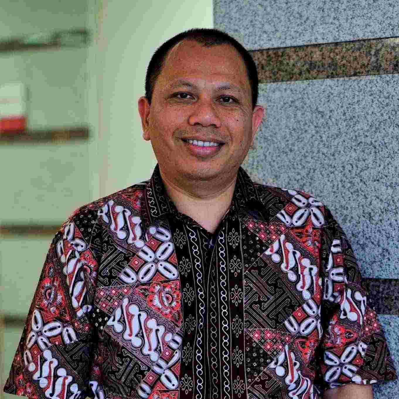 Prof. Agus Trihartono,&nbsp;M.A.,&nbsp;P.hd